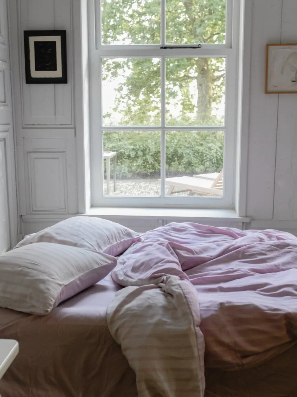 Duvet cover and sheet set from Crisp Sheets - Reversible Lilac